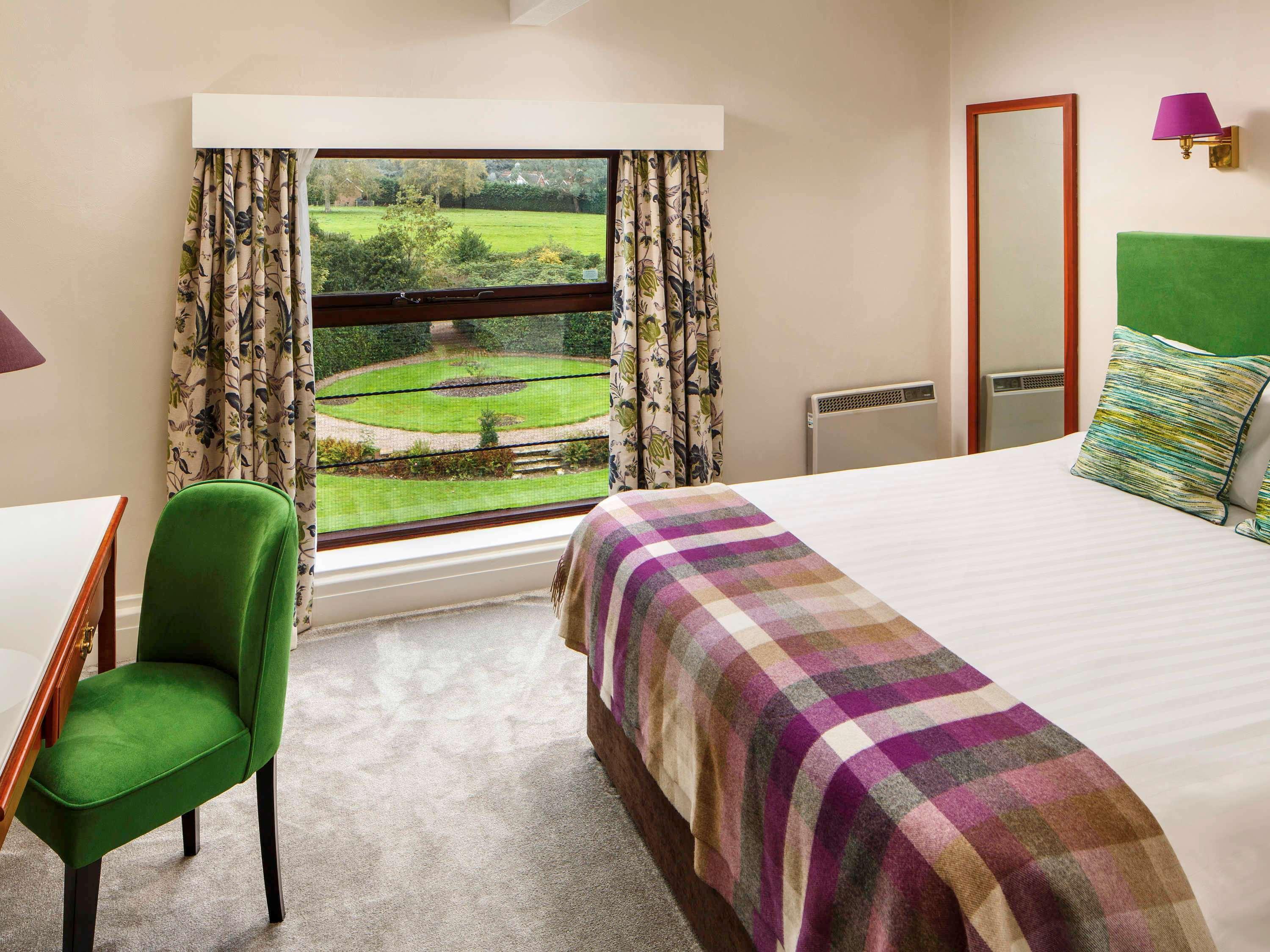 Mercure Burton Upon Trent, Newton Park Exterior photo