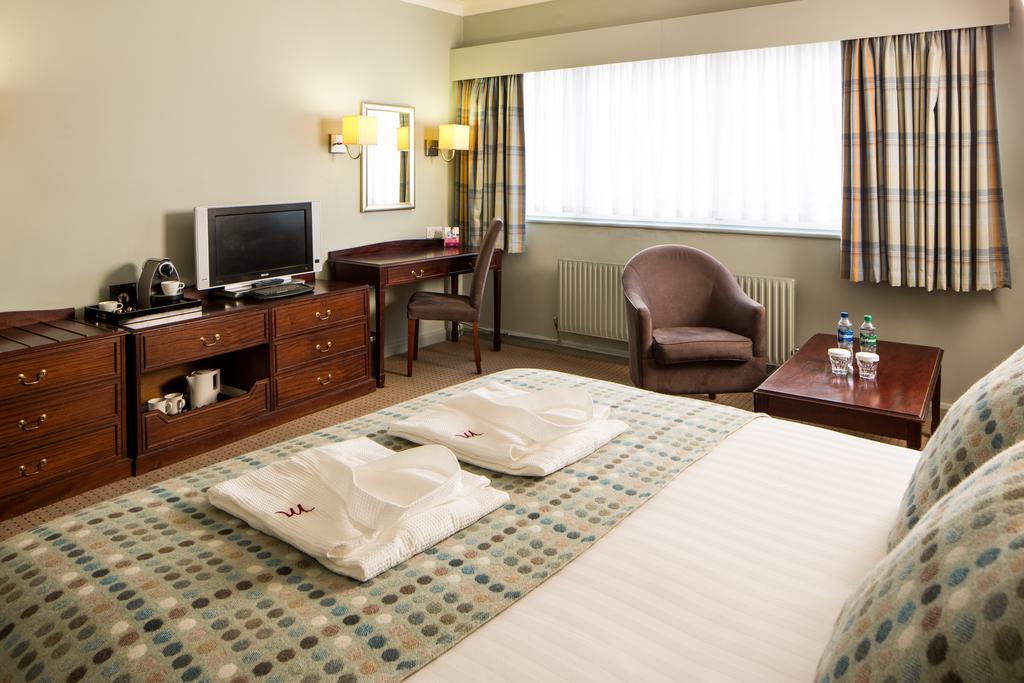 Mercure Burton Upon Trent, Newton Park Exterior photo